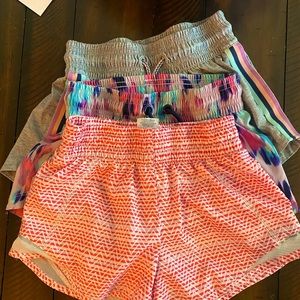 Bundle of 3 girls shorts size 7/8